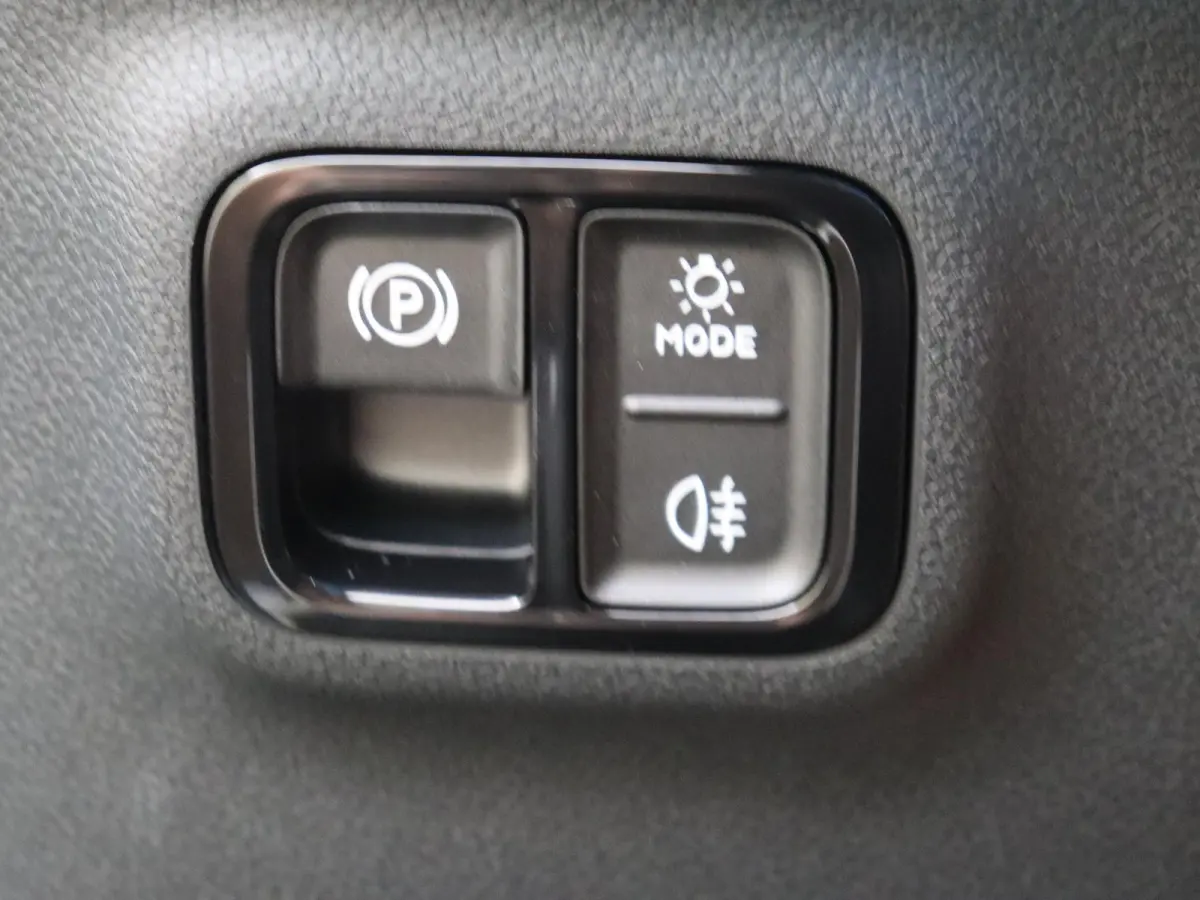 200 Business Solution AMG 58 kWh Nightpakket - Carplay - Dodehoek Assistent - Sfeerverlichting - Achteruitrijcamera - Stoelverwarming