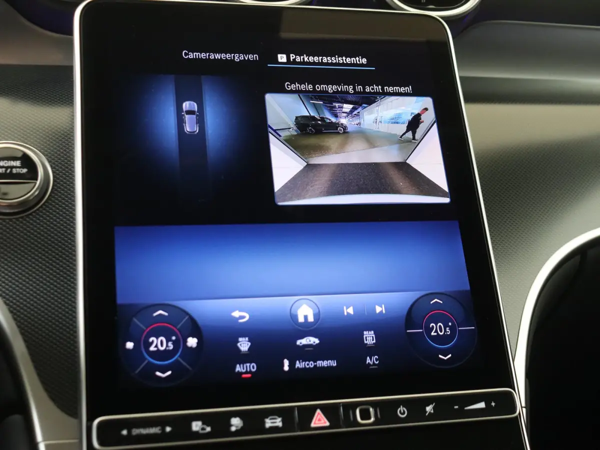 4MATIC Business Solution Luxury Carplay - Stoelverwarming - Achteruitrijcamera - 19 Inch - Elektrische Spiegels
