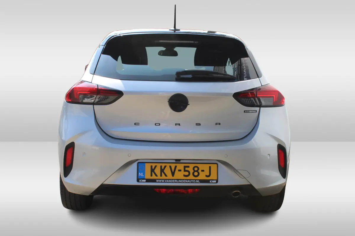 1.2 Turbo Hybrid GS Dodehoek detectie l Apple carplay / Android auto l Parkeercamera achter l Parkeersensoren voor en achter l Lane assist l