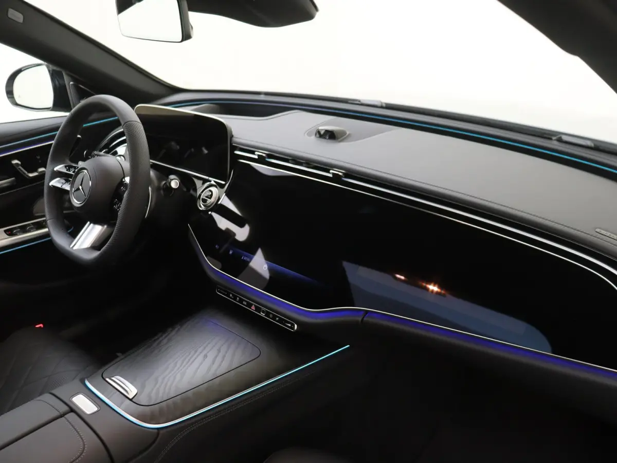 300 e Sport Edition Premium Plus - Leder - Luchtvering - Rijassistentie Pakket Plus - Nightpakket - 20 Inch