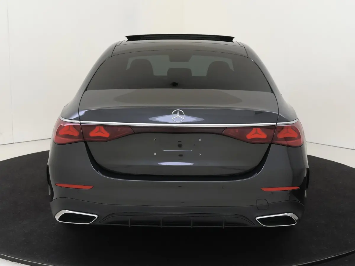 300 e Sport Edition / Premium Plus/ AMG/ Night/ 20 inch/ Burmester 4D/ Head Up