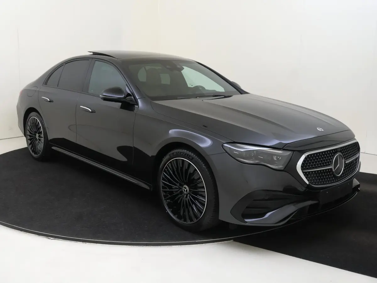 300 e Sport Edition / Premium Plus/ AMG/ Night/ 20 inch/ Burmester 4D/ Head Up