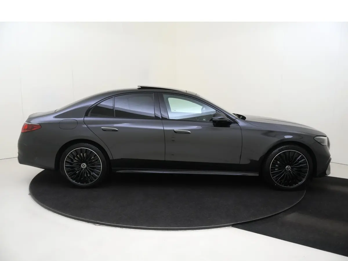300 e Sport Edition / Premium Plus/ AMG/ Night/ 20 inch/ Burmester 4D/ Head Up