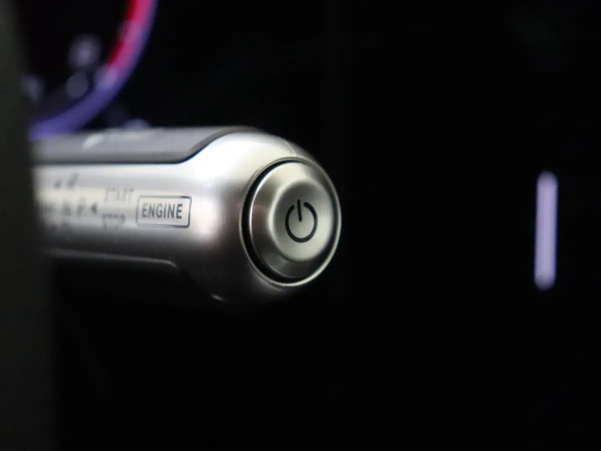 200 AMG Line / Stoelverwarming / Achteruitrijcamera /