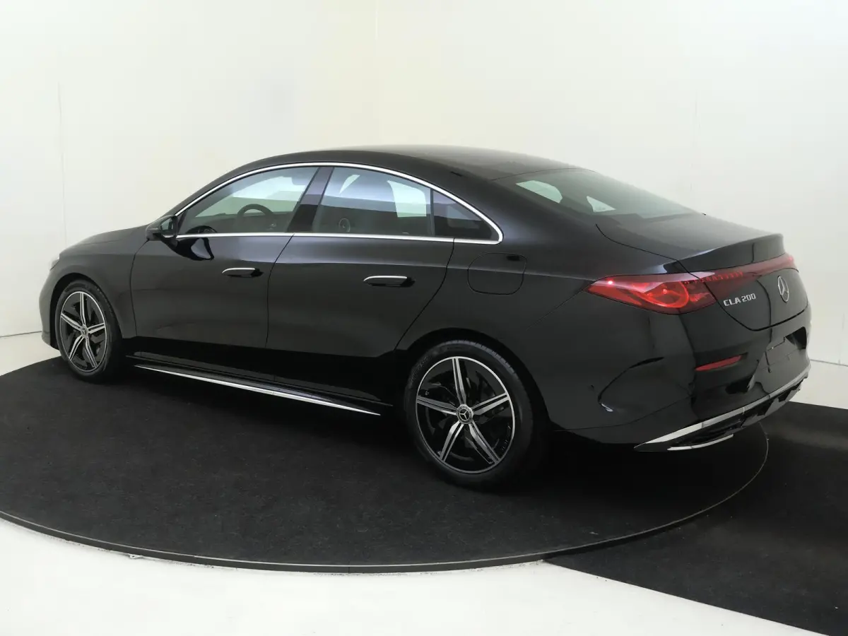 200 AMG Line / Stoelverwarming / Achteruitrijcamera /