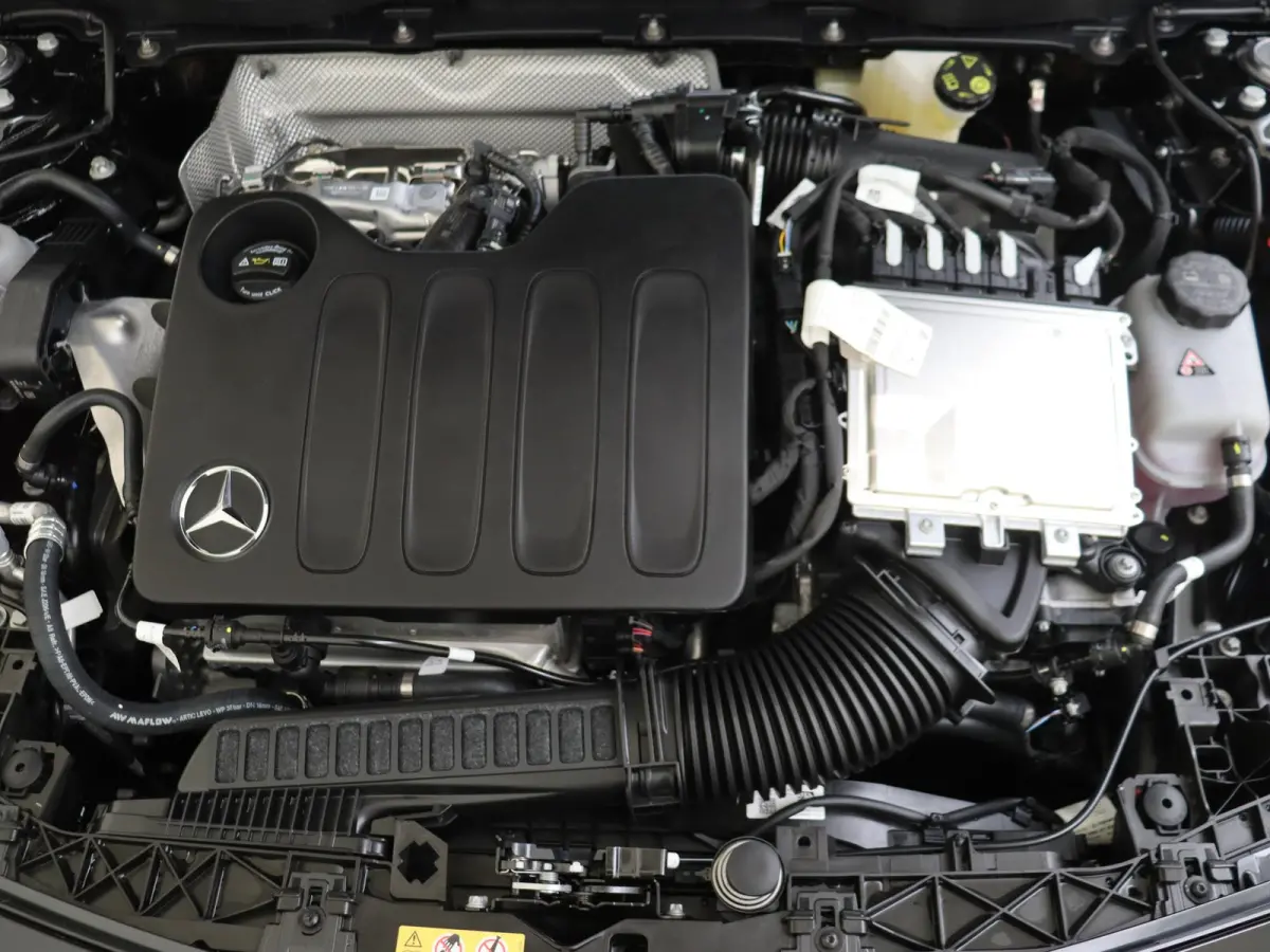 200 AMG Line / Stoelverwarming / Achteruitrijcamera /