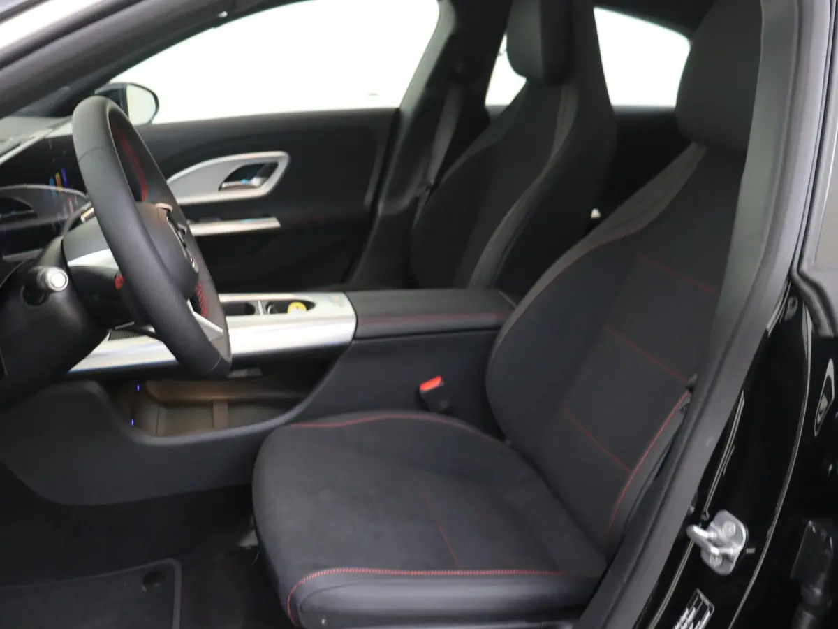 200 AMG Line / Stoelverwarming / Achteruitrijcamera /