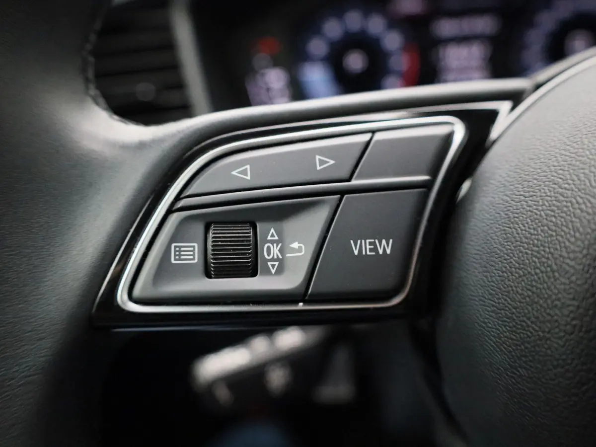 1.0 30 TFSI 81kW S tronic Allstreet | AUTOMAAT | NAVIGATIE | CLIMATE CONTROL | APPLE CARPLAY | CRUISE CONTROL |