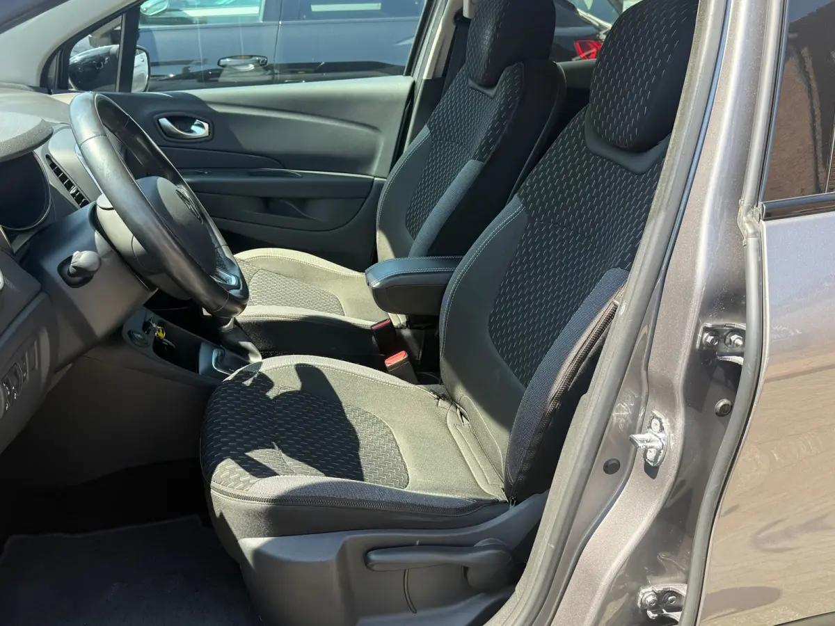 1.2 TCe Intens, Trekhaak,Navigatie,Cruise control,Achteruitrij camera,Climate control
