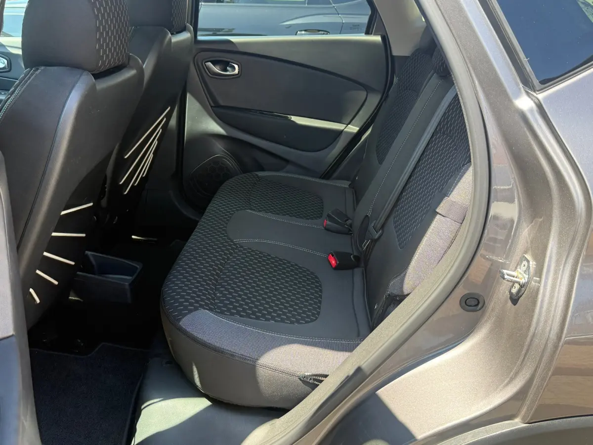 1.2 TCe Intens, Trekhaak,Navigatie,Cruise control,Achteruitrij camera,Climate control