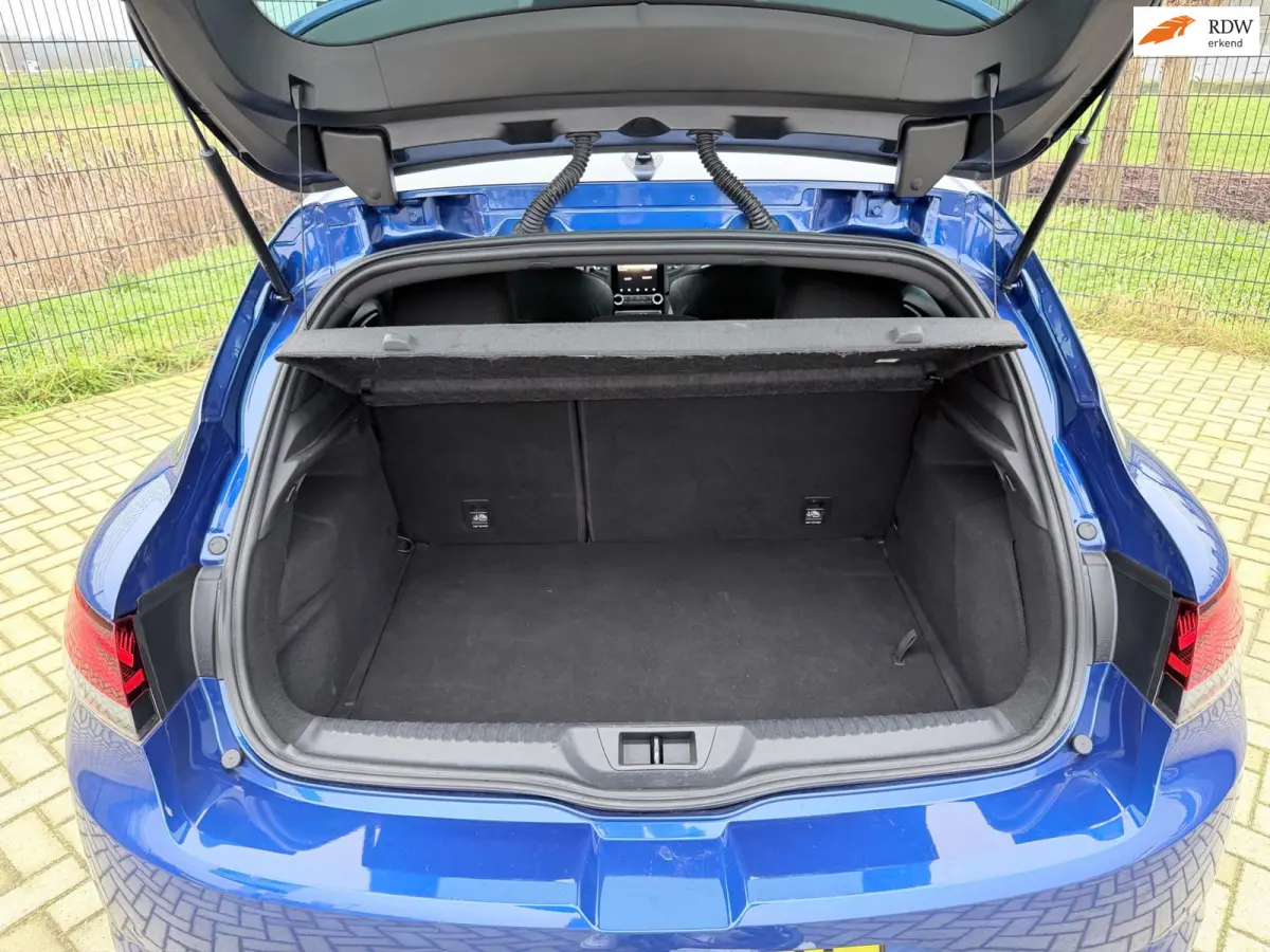 1.6 Plug-In Hybrid 160 R.S. Line | Camera | PDC | Keyless |