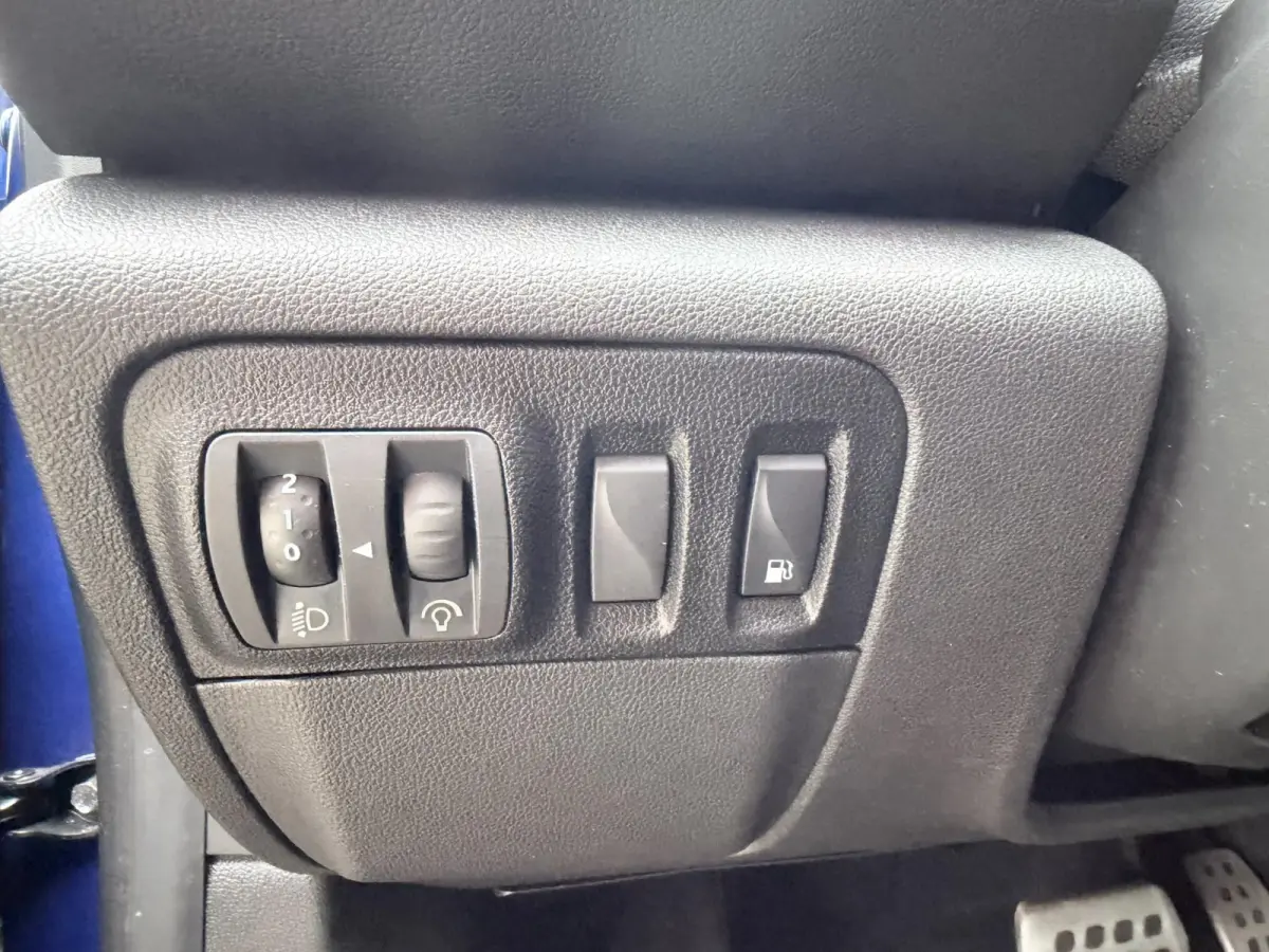 1.6 Plug-In Hybrid 160 R.S. Line | Camera | PDC | Keyless |