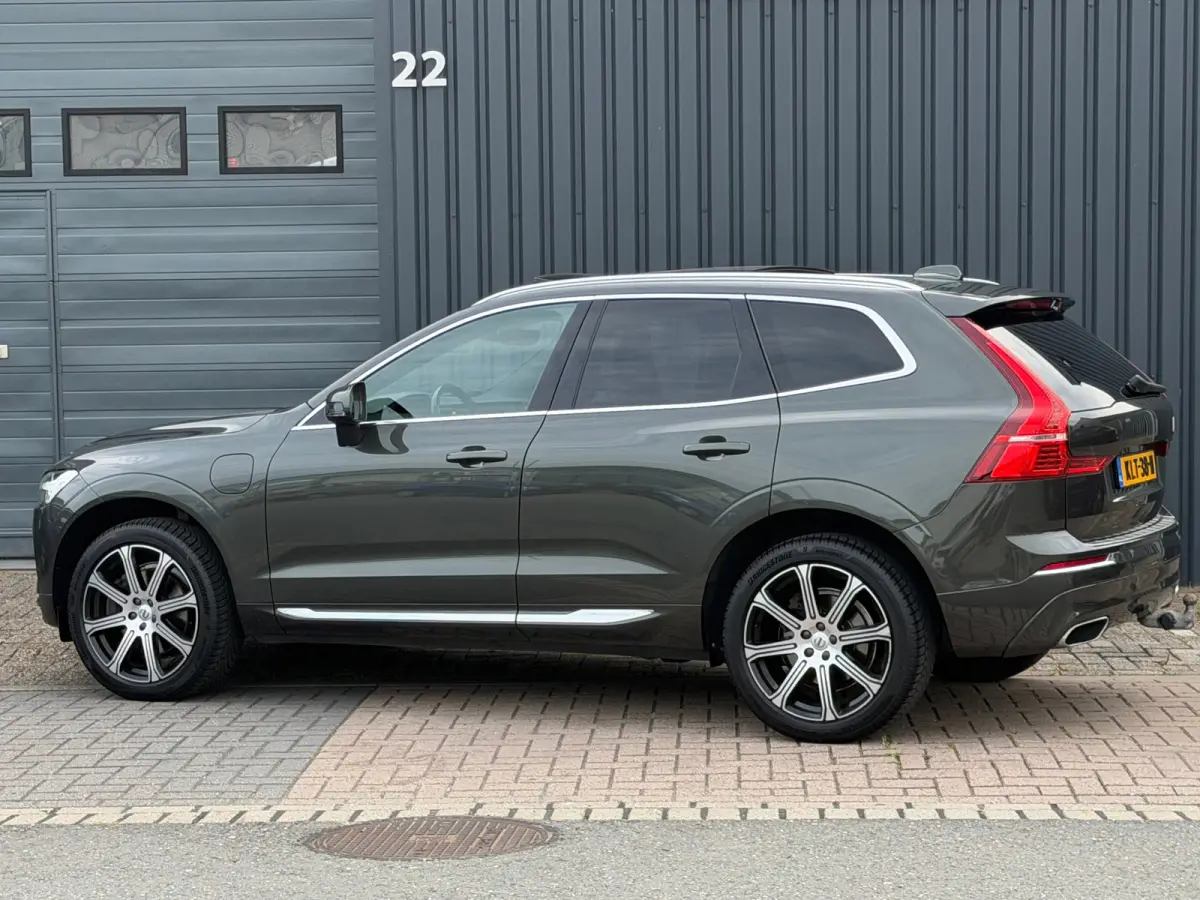 2.0 T8 Twin Engine AWD Inscription|Pano|Luchtvering|360cam|Trekhaak Elek|H&K|Dealer Onderhouden
