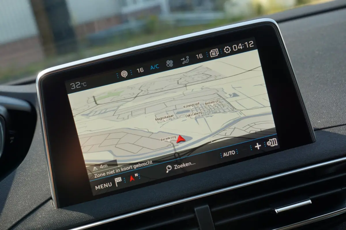 1.2 PureTech Allure AUT | Amazonite | Half-leder/Navi/Cruise/Carplay - Netjes