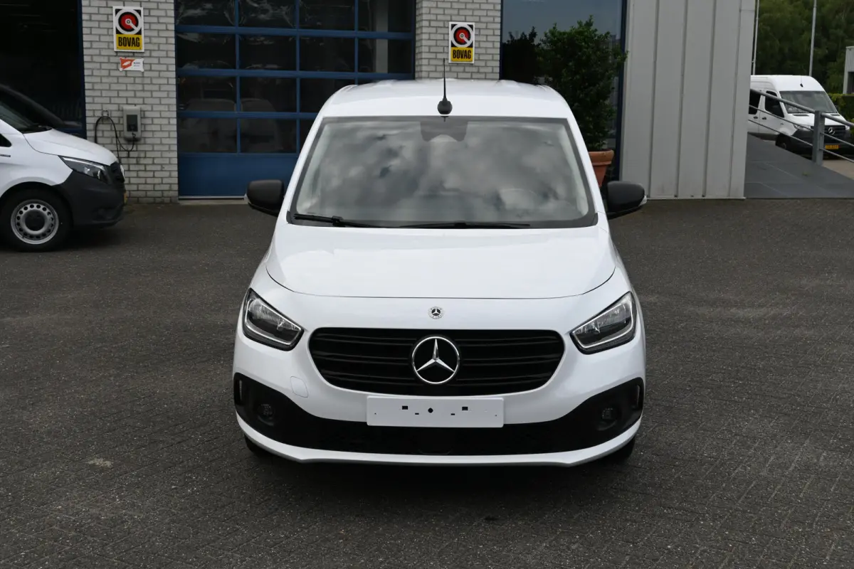 110 CDI L1 Pro 3-Zits, Camera, Apple Carplay/Android Auto