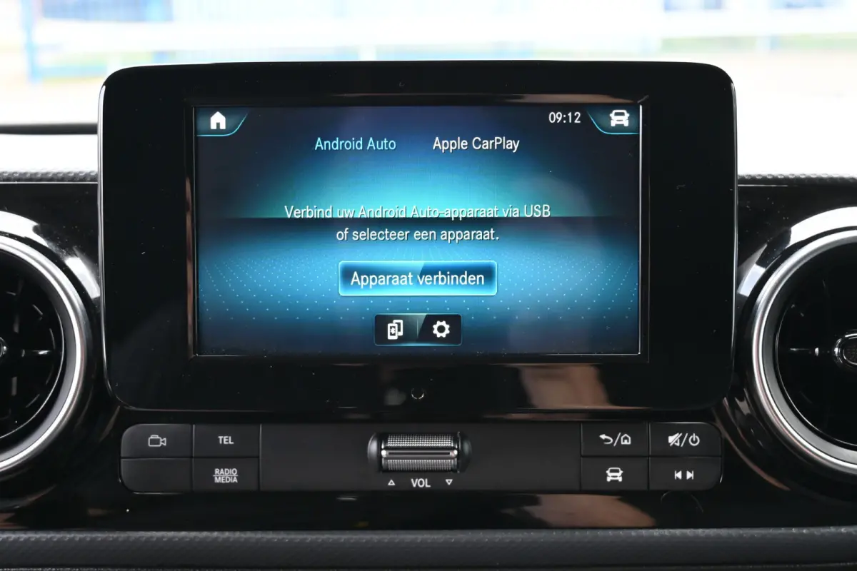 110 CDI L1 Pro 3-Zits, Camera, Apple Carplay/Android Auto