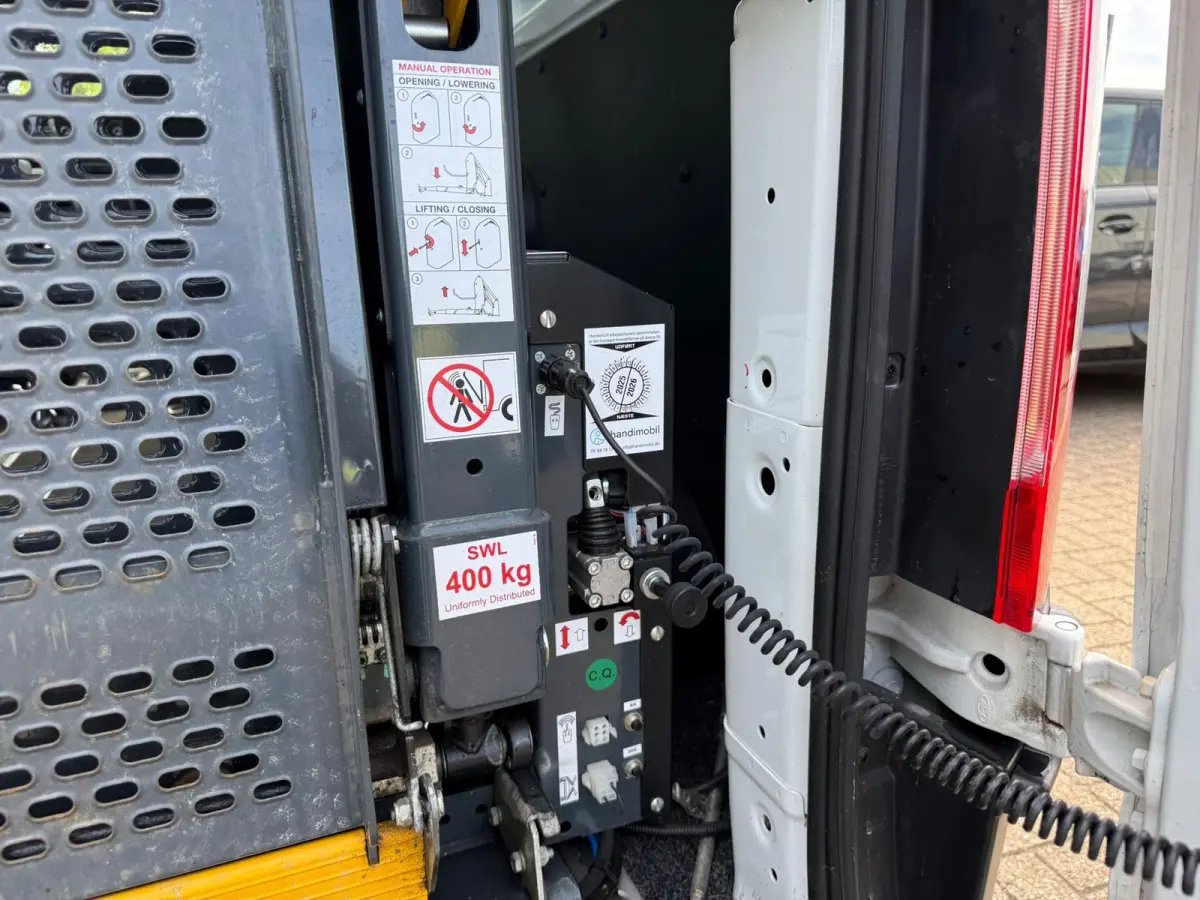2.0 TDCI L1H2 Trend, Automaat, Rolstoel / invalide Lift