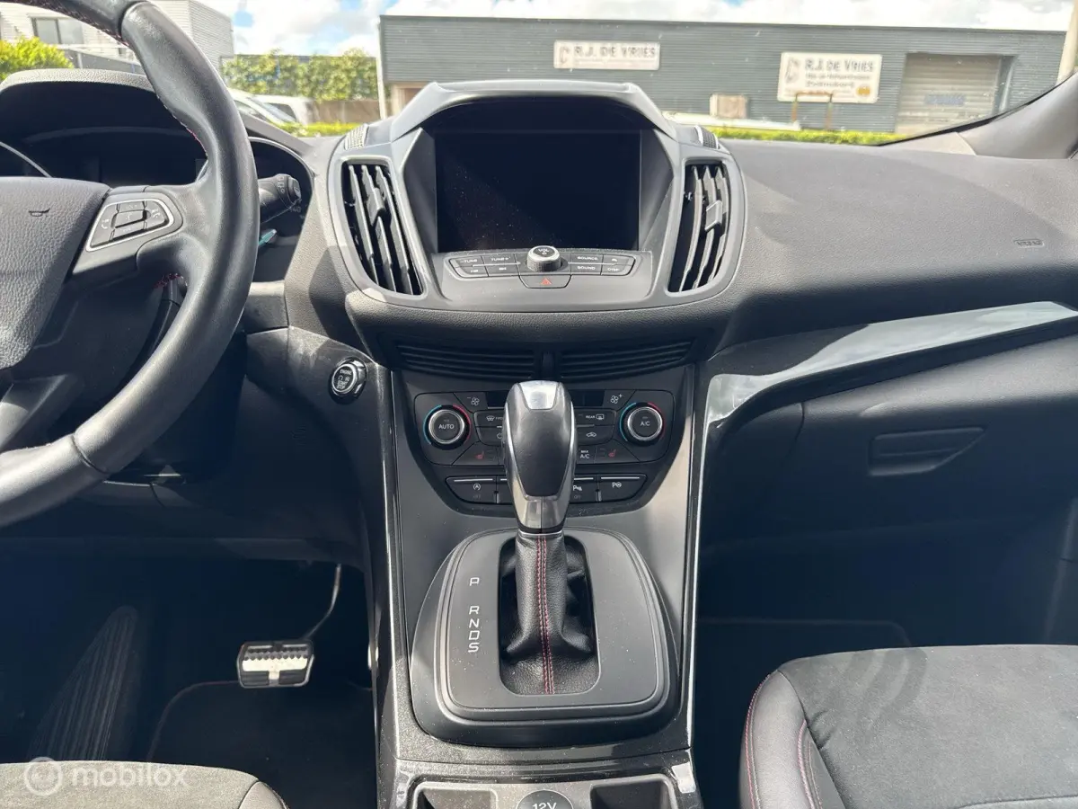 1.5 EcoBoost ST Line