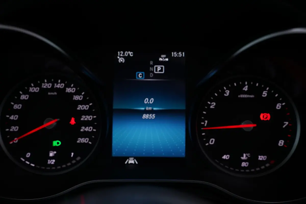 180 AMG Line AMG Styling  Camera lederen-bekleding Apple Carplay digi-dashboard 18"-lmv spoorpakket windscherm nekwarmer keyless-start led-verlichting DAB-ontvangst PDC v+a cruise-controle