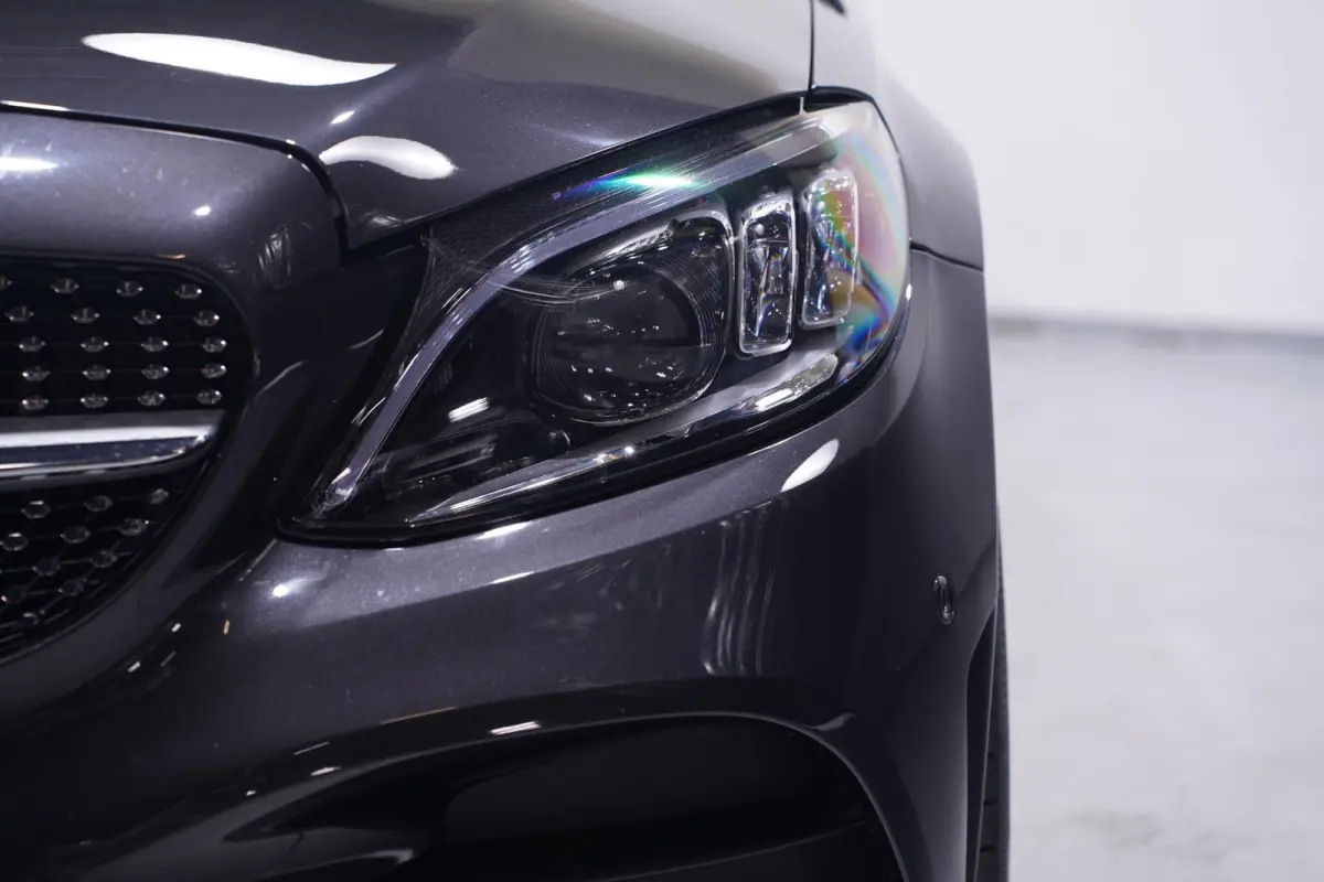 180 AMG Line AMG Styling  Camera lederen-bekleding Apple Carplay digi-dashboard 18"-lmv spoorpakket windscherm nekwarmer keyless-start led-verlichting DAB-ontvangst PDC v+a cruise-controle