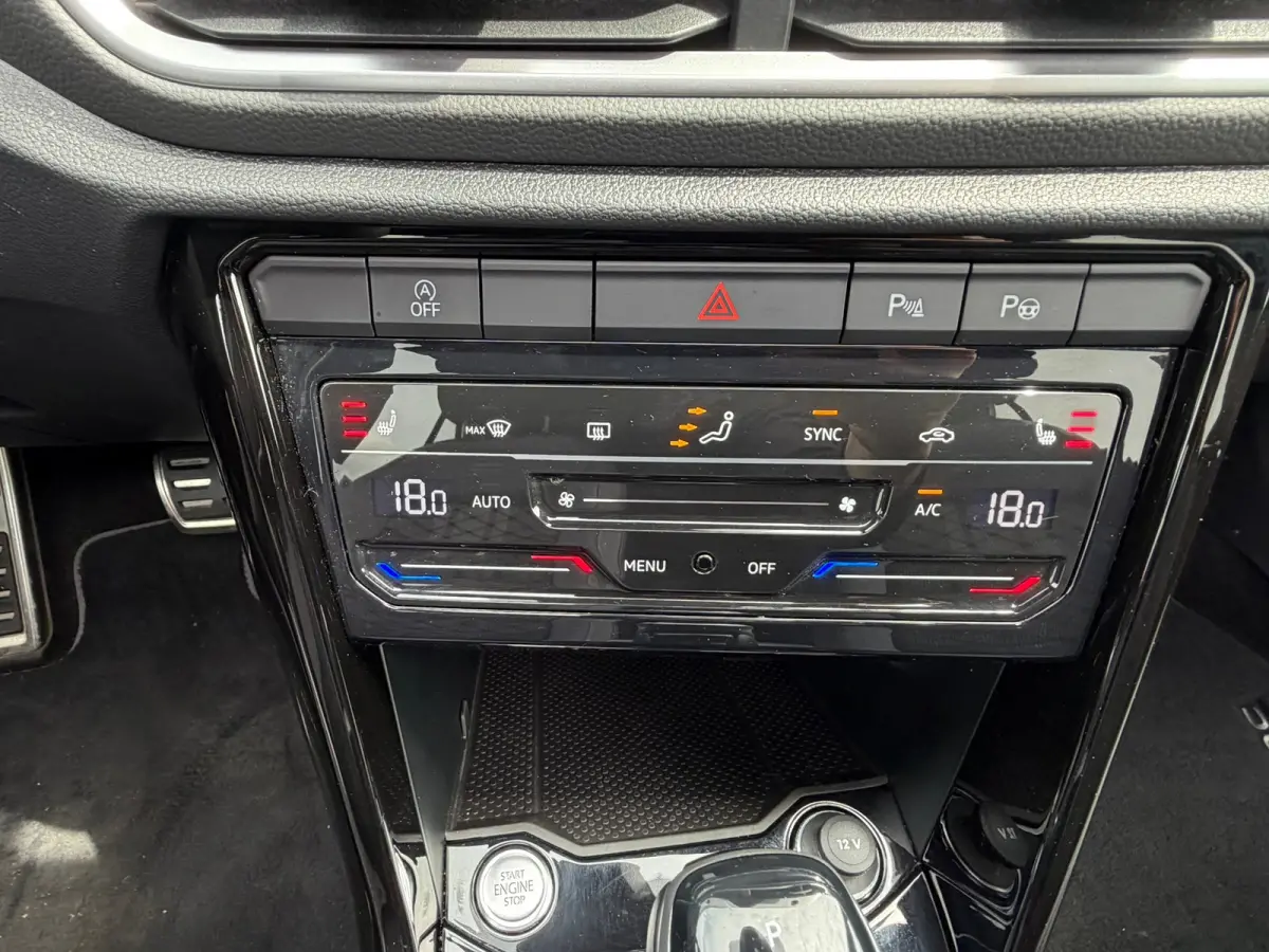 1.5 TSI R-Line|Pano|Virtual|DSG|ACC|IQ-Light|Super Nettte Wagen