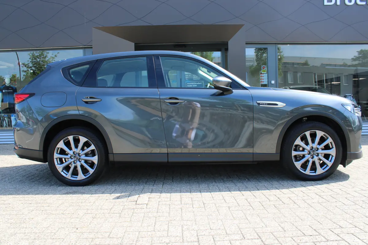 2.5 e-SkyActiv PHEV Exclusive-Line | Cruise control adaptief met Stop&Go en stuurhulp | Dodehoekdetectie met correctie | Navigatiesysteem full map