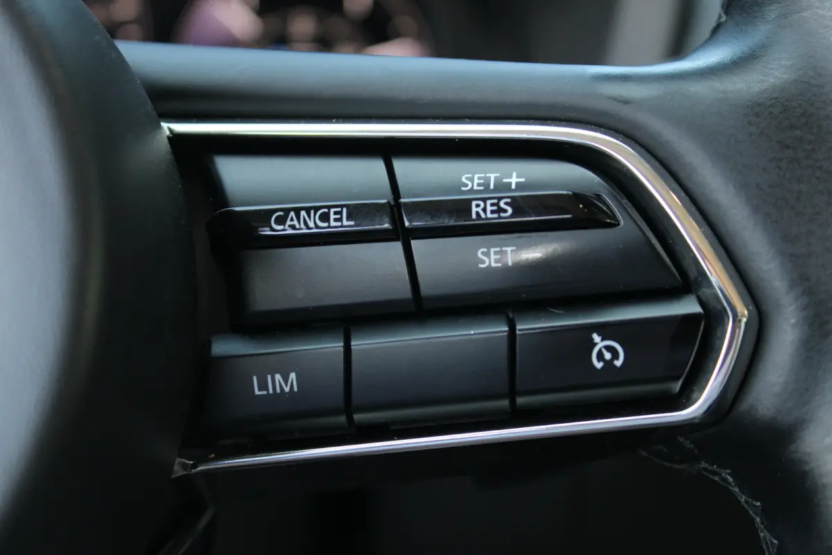 2.5 e-SkyActiv PHEV Exclusive-Line | Cruise control adaptief met Stop&Go en stuurhulp | Dodehoekdetectie met correctie | Navigatiesysteem full map