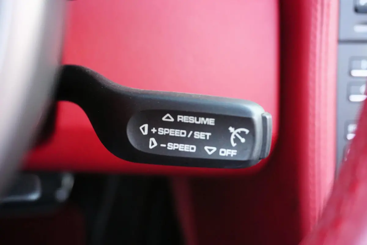 2.9 PDK in Topstaat |Historie bekend |Xenon koplampen |Lederen bekleding |Automaat |Climate control |Cruise Control |Winscherm |Cabriolet