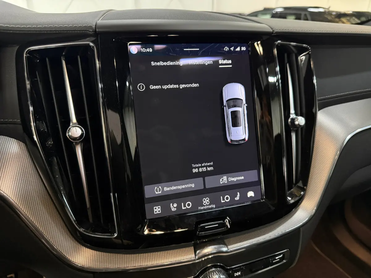2.0 T6 Plug-in hybrid AWD Plus Bright*360 Camera*stoelverwarming*Pano*BOMVOL*