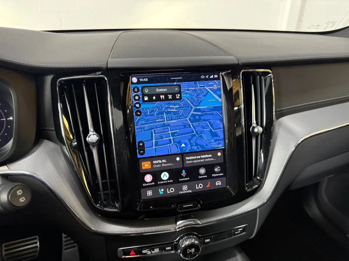 2.0 T6 Plug-in hybrid AWD Plus Bright*360 Camera*stoelverwarming*Pano*BOMVOL*