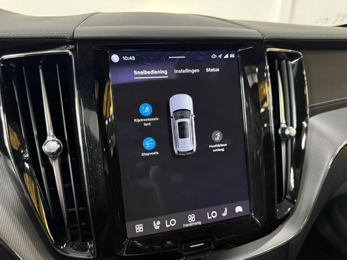 2.0 T6 Plug-in hybrid AWD Plus Bright*360 Camera*stoelverwarming*Pano*BOMVOL*