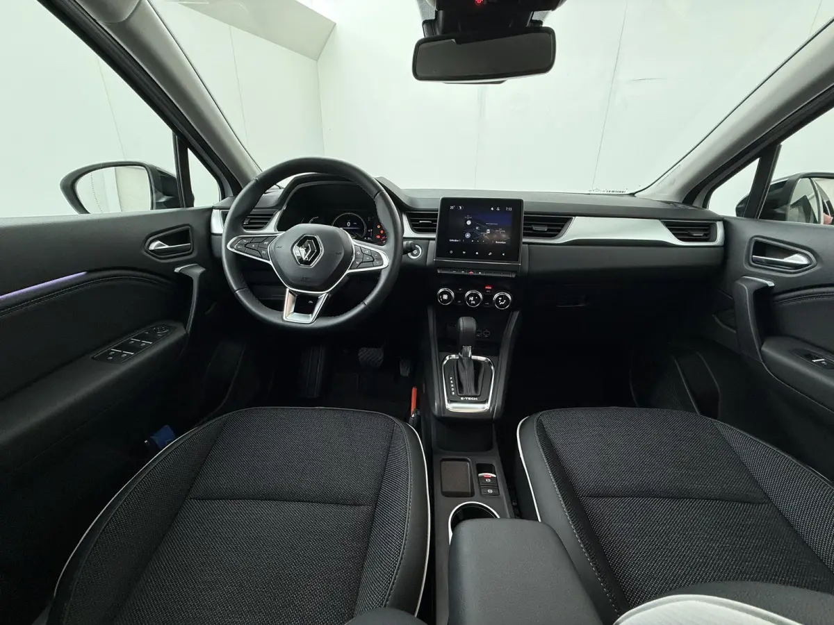 techno E-Tech full hybrid 145 | SoH 80% | Parkeercamera | Navigatie | Trekhaak |