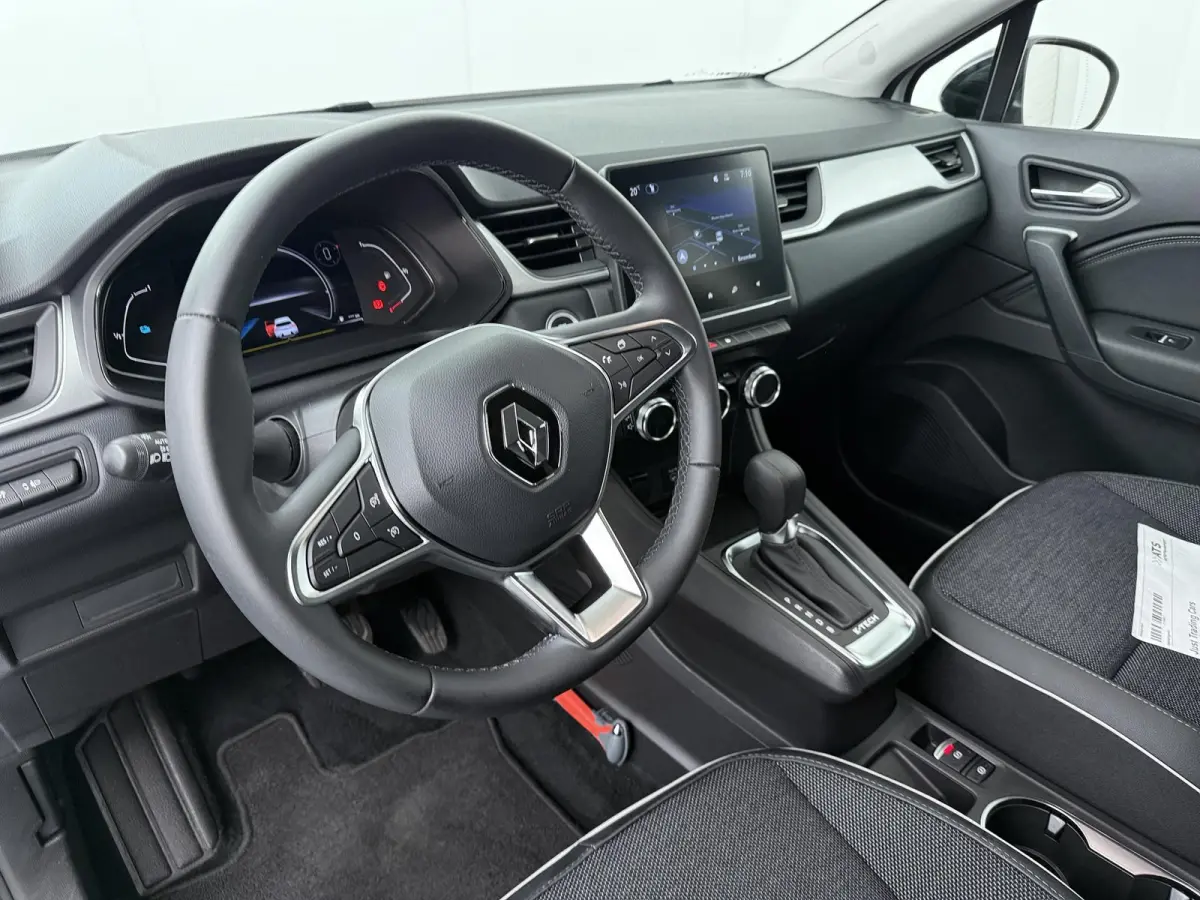 techno E-Tech full hybrid 145 | SoH 80% | Parkeercamera | Navigatie | Trekhaak |