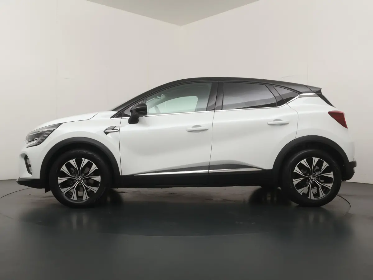 techno E-Tech full hybrid 145 | SoH 80% | Parkeercamera | Navigatie | Trekhaak |