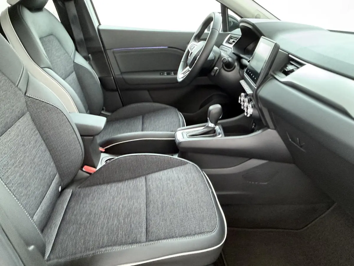 techno E-Tech full hybrid 145 | SoH 80% | Parkeercamera | Navigatie | Trekhaak |