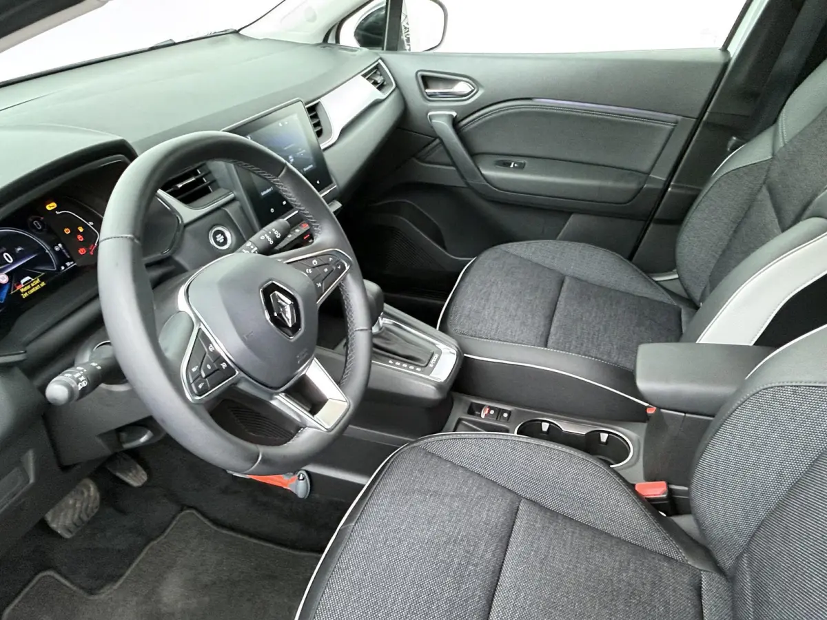 techno E-Tech full hybrid 145 | SoH 80% | Parkeercamera | Navigatie | Trekhaak |