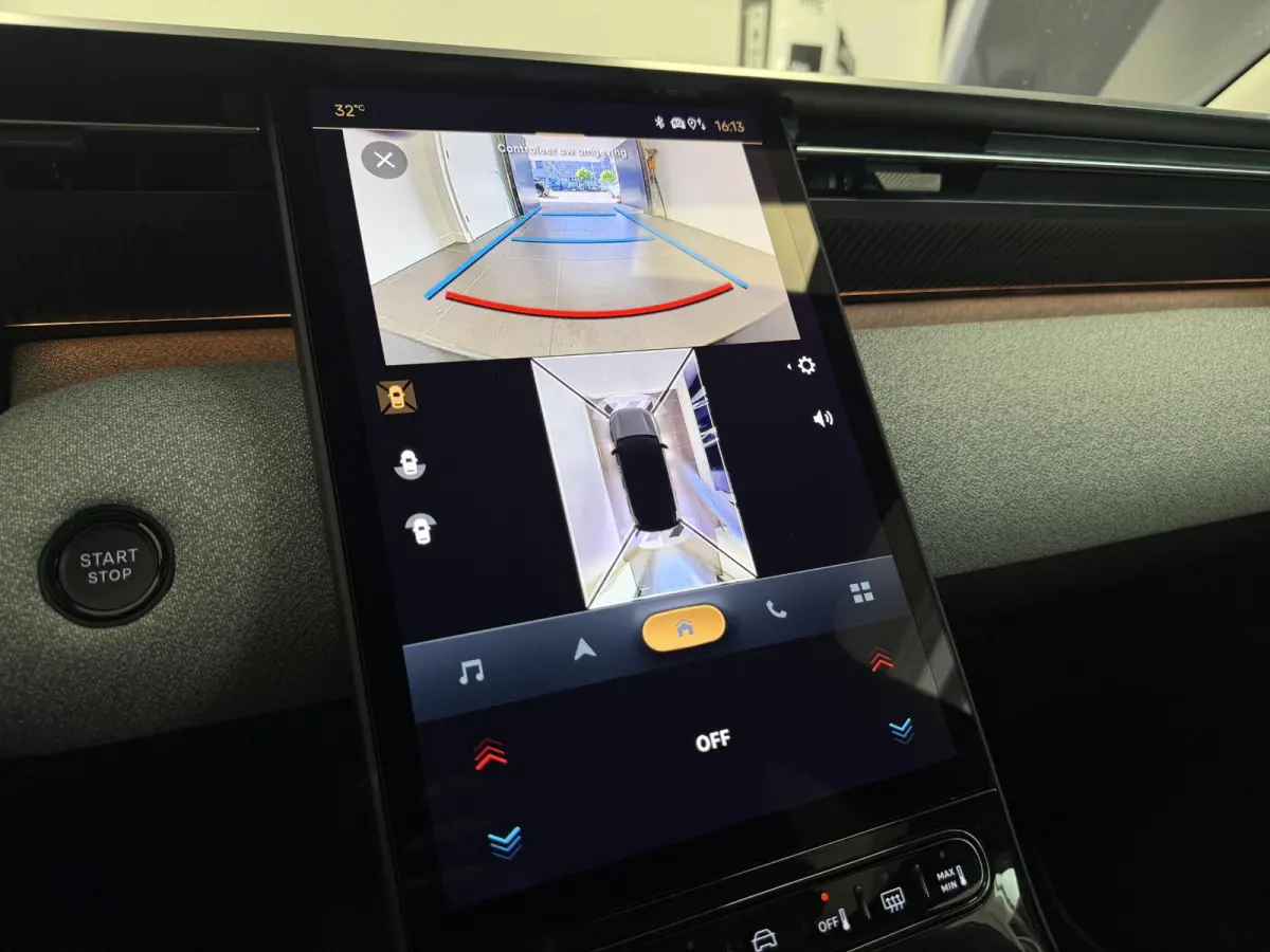 1.2 Hybrid 145 Max | Automaat | Climate Control | Voorstoelen & Stuurwiel Verwarmd | 360 Camera | Navigatie | Apple Carplay / Android Auto