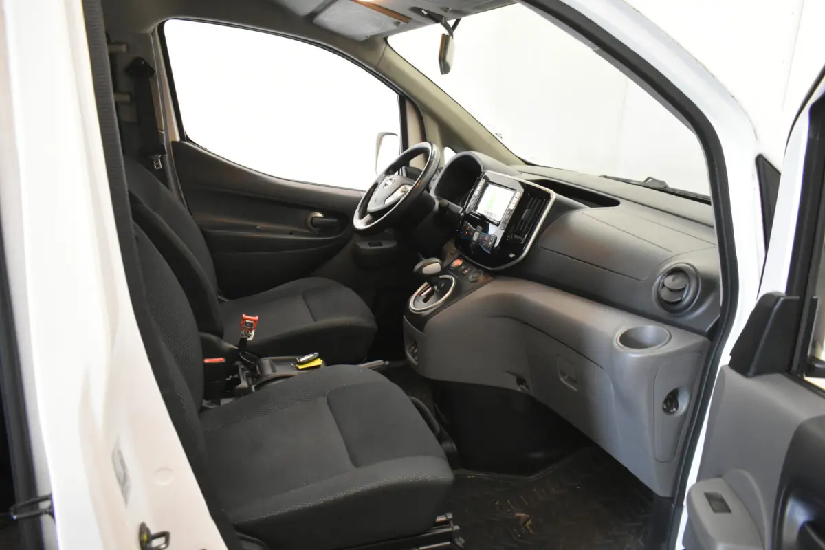 e-NV200 40 kWh 2.Zero Edition 7p Camera Navi