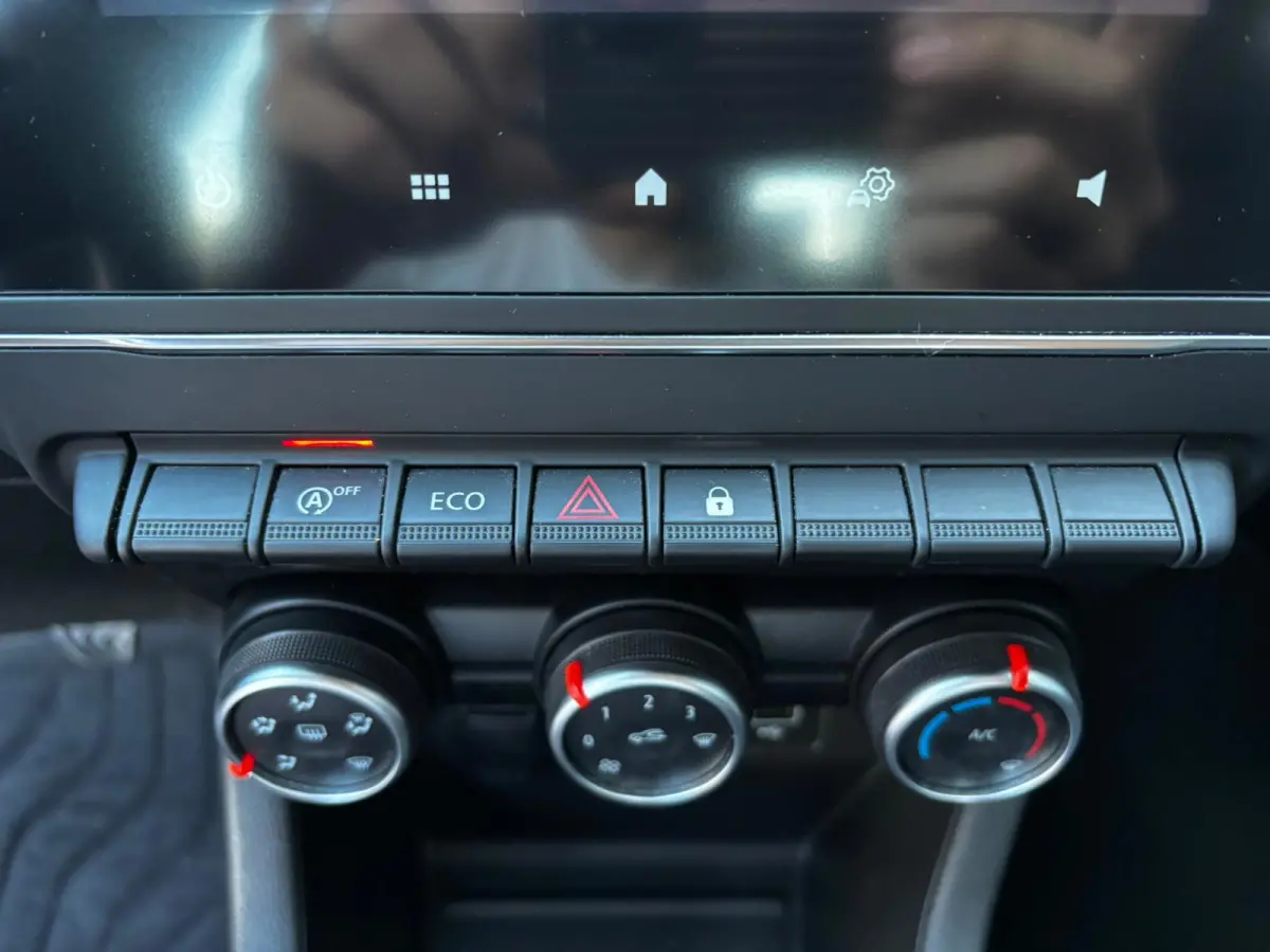 1.0 TCe Zen APPLE CARPLAY|PDC|CRUISE|NWE APK|DAB