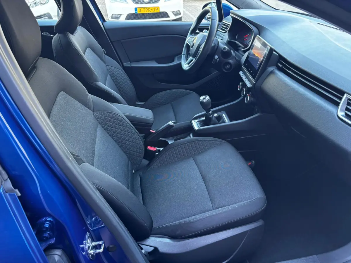 1.0 TCe Zen APPLE CARPLAY|PDC|CRUISE|NWE APK|DAB