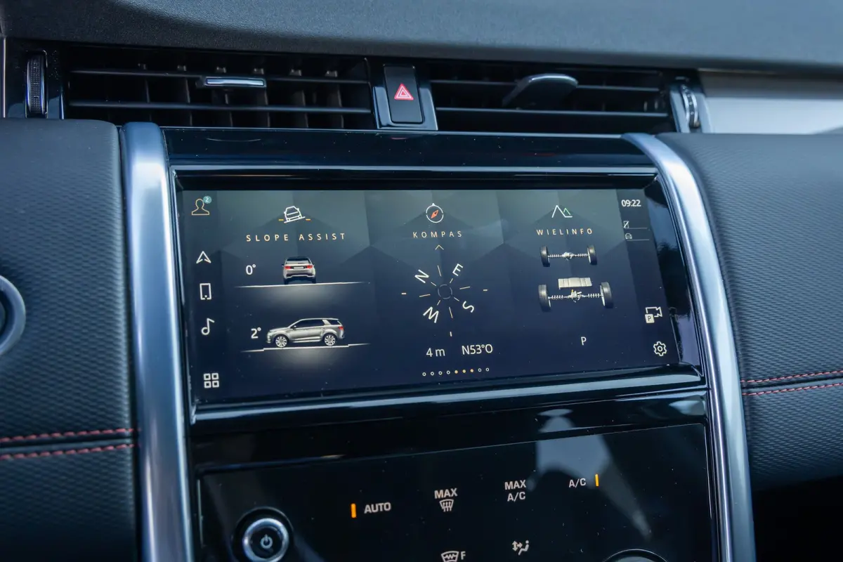 P300e 1.5 R-Dynamic SE | Trekhaak | Meridian audio | Camera | Cruise adaptief | Leder | Elec.stoel geheugen | Dodehoek detectie | Voorstoelen verwarmd | Apple Carplay/Android Auto | Achterui