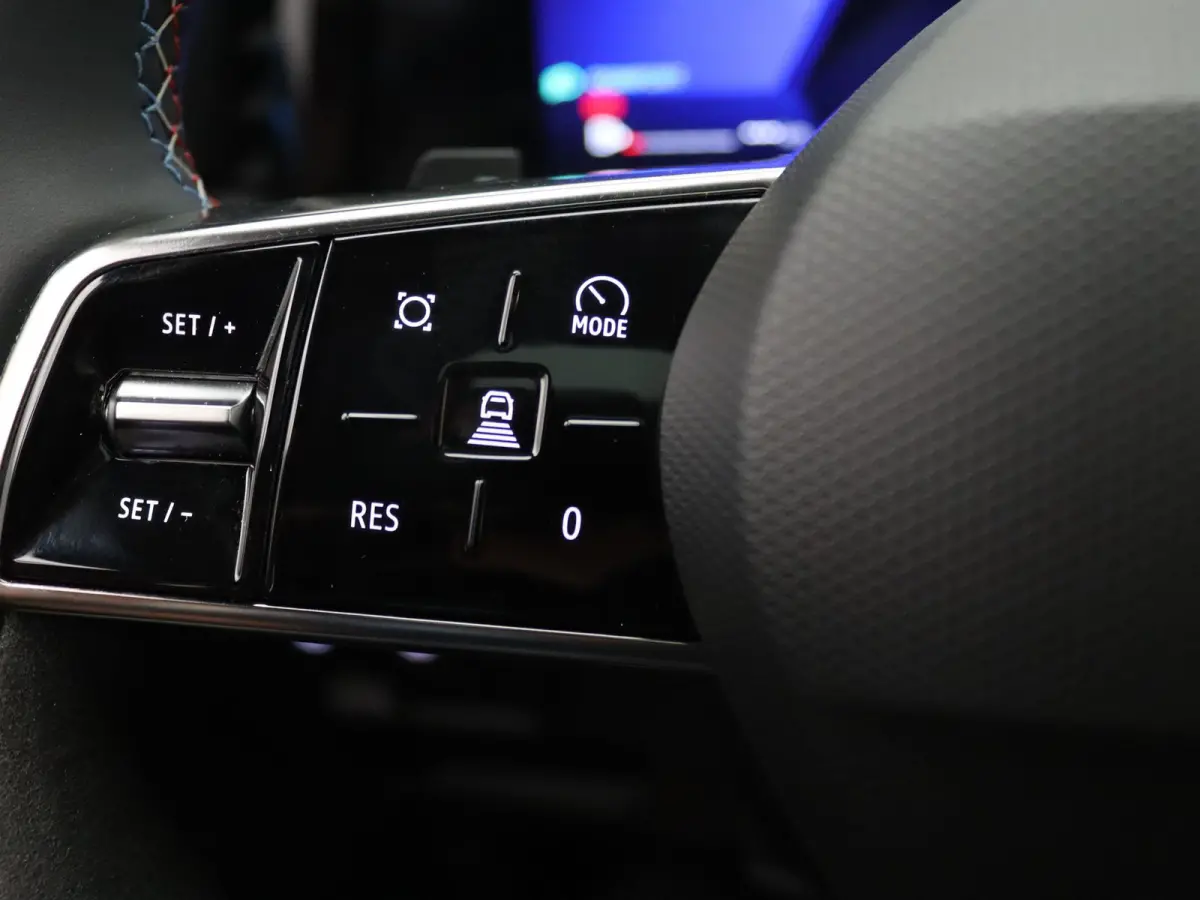 E-Tech full hybrid 200pk esprit Alpine Head-up display |  Panoramadak
