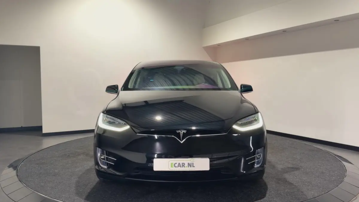 75D Base | Trekhaak | Keyless | Luxe Leder interieur |