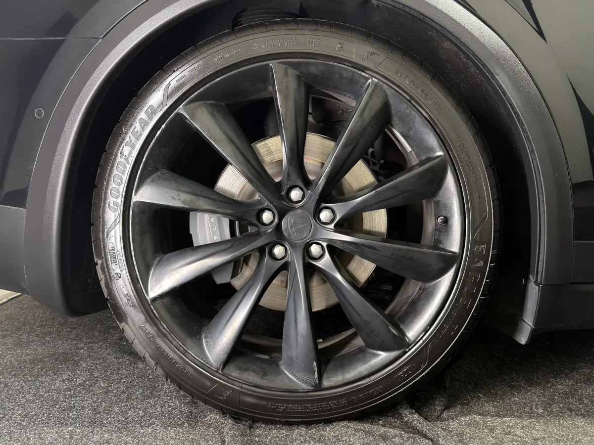 75D Base | Trekhaak | Keyless | Luxe Leder interieur |
