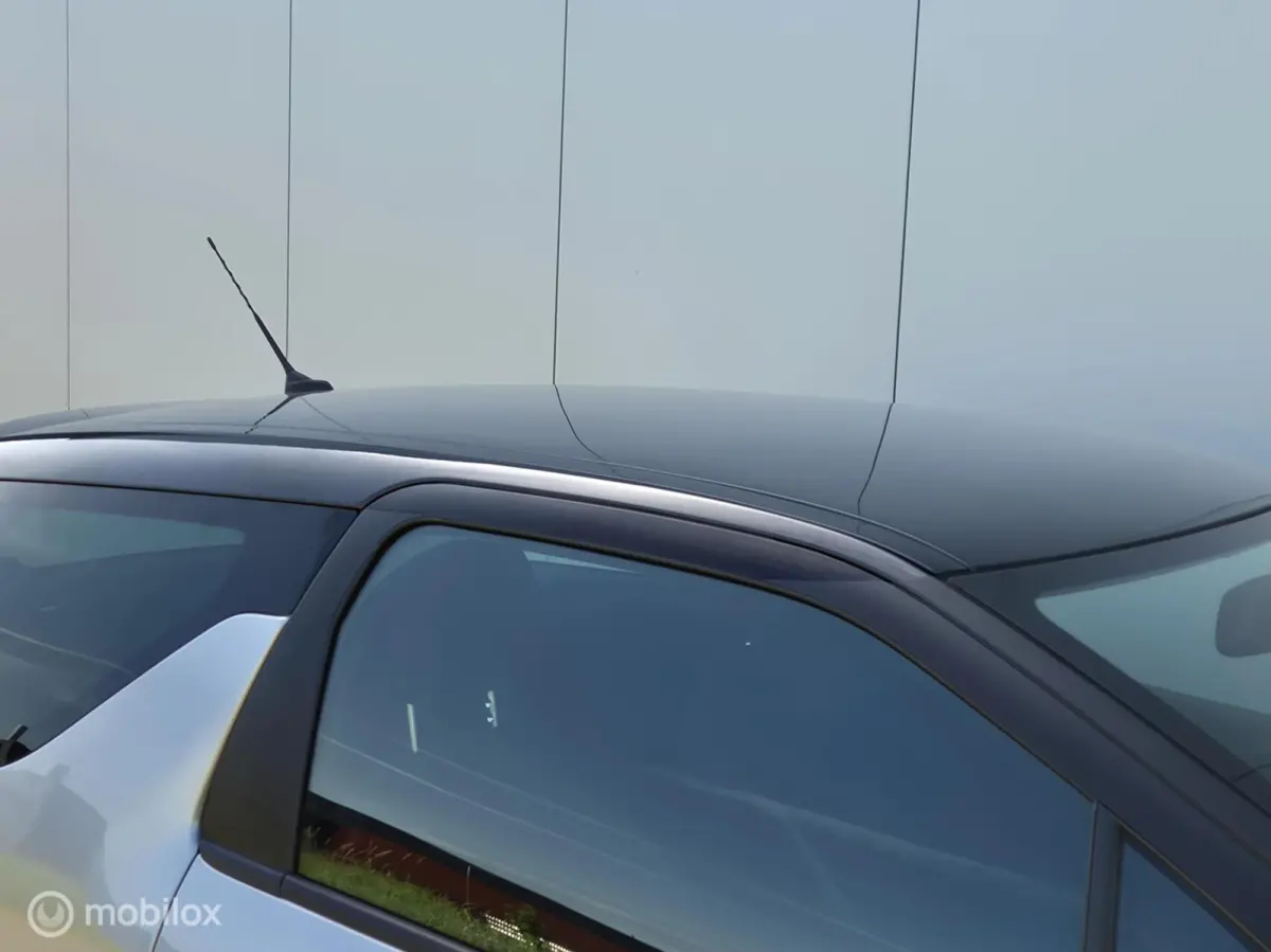 1.2 PURETECH CONNECTED CHIC AUTOMAAT/LED/CAMERA/TREKHAAK/CARPLAY