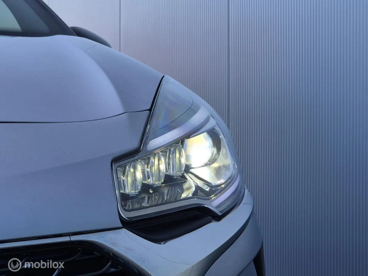 1.2 PURETECH CONNECTED CHIC AUTOMAAT/LED/CAMERA/TREKHAAK/CARPLAY