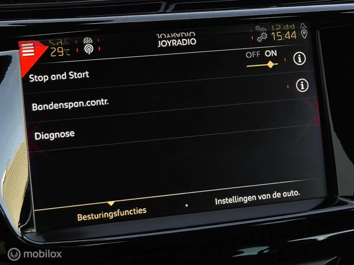 1.2 PURETECH CONNECTED CHIC AUTOMAAT/LED/CAMERA/TREKHAAK/CARPLAY
