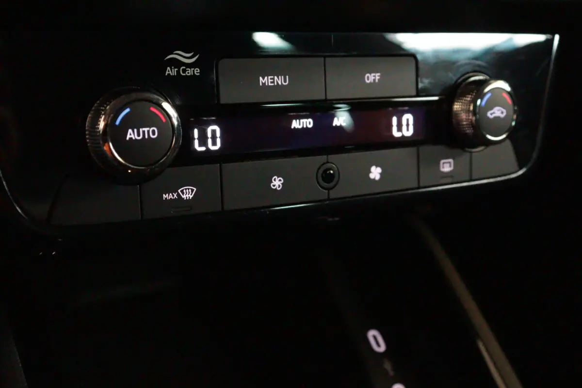 1.0 TSI Automaat Phase 2 | APPCONNECT | CLIMA | CAMERA + PDC | VIRTUAL COCKPIT | KEYLESS | Skoda Care Connect 3 jaar
