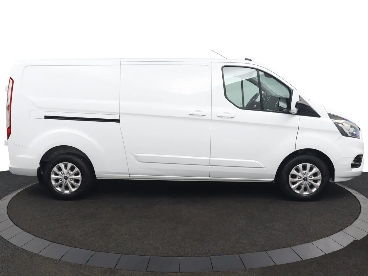 300 2.0 TDCI L2H1 Limited Automaat | Laadruimte Pakket | Navigatie | Stoelverwarming | Lichtmetalen Velgen | Camera | CarPlay/Android Auto