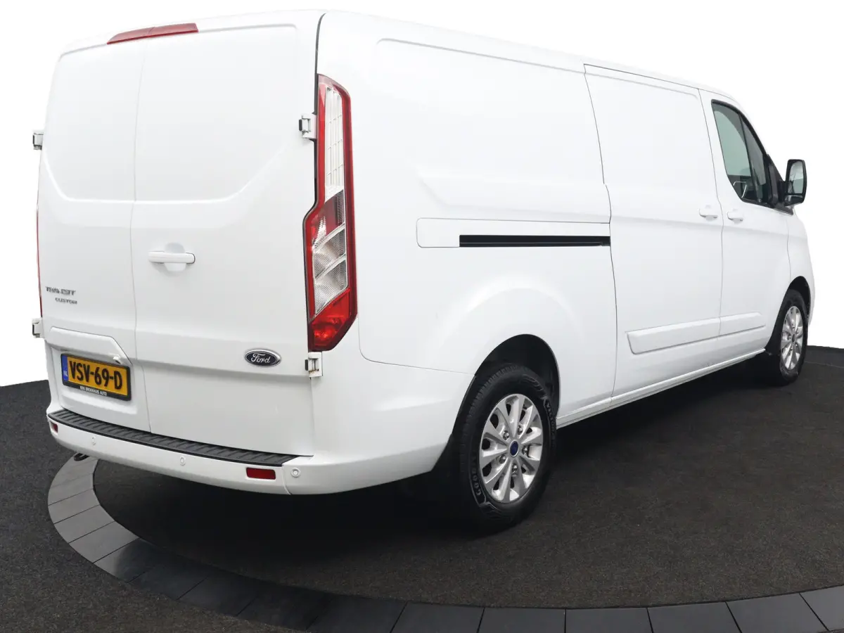 300 2.0 TDCI L2H1 Limited Automaat | Laadruimte Pakket | Navigatie | Stoelverwarming | Lichtmetalen Velgen | Camera | CarPlay/Android Auto